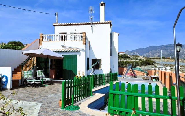 Grunde uden byggetilladelser til salg i Salobreña - € 329.900 (Ref: 4220184)