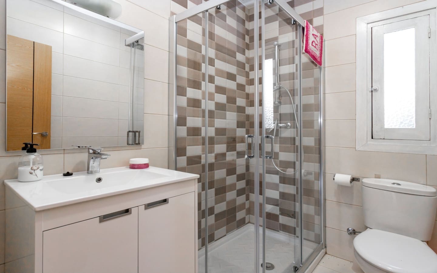 5 quarto Moradia para venda em Salobrena com garagem - 560 000 € (Ref: 4464416)