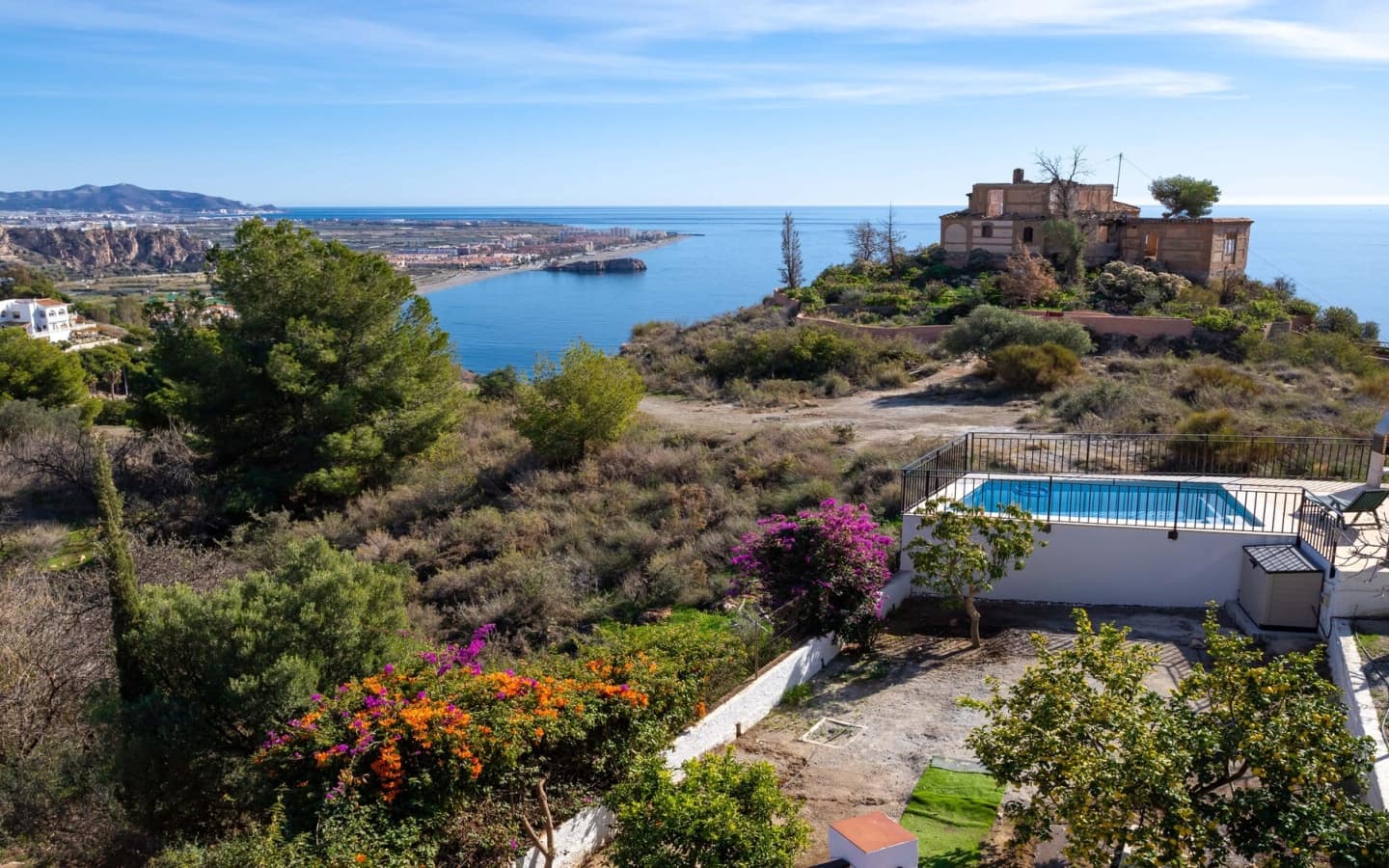 5 quarto Moradia para venda em Salobrena com garagem - 560 000 € (Ref: 4464416)