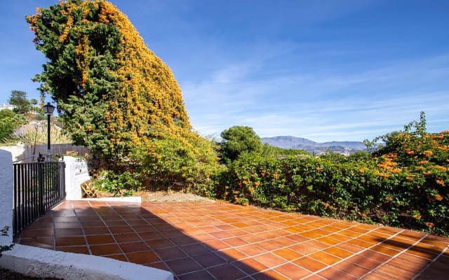 5 sypialnia Willa na sprzedaż w Salobreña z garażem - 560 000 € (Ref: 4464416)