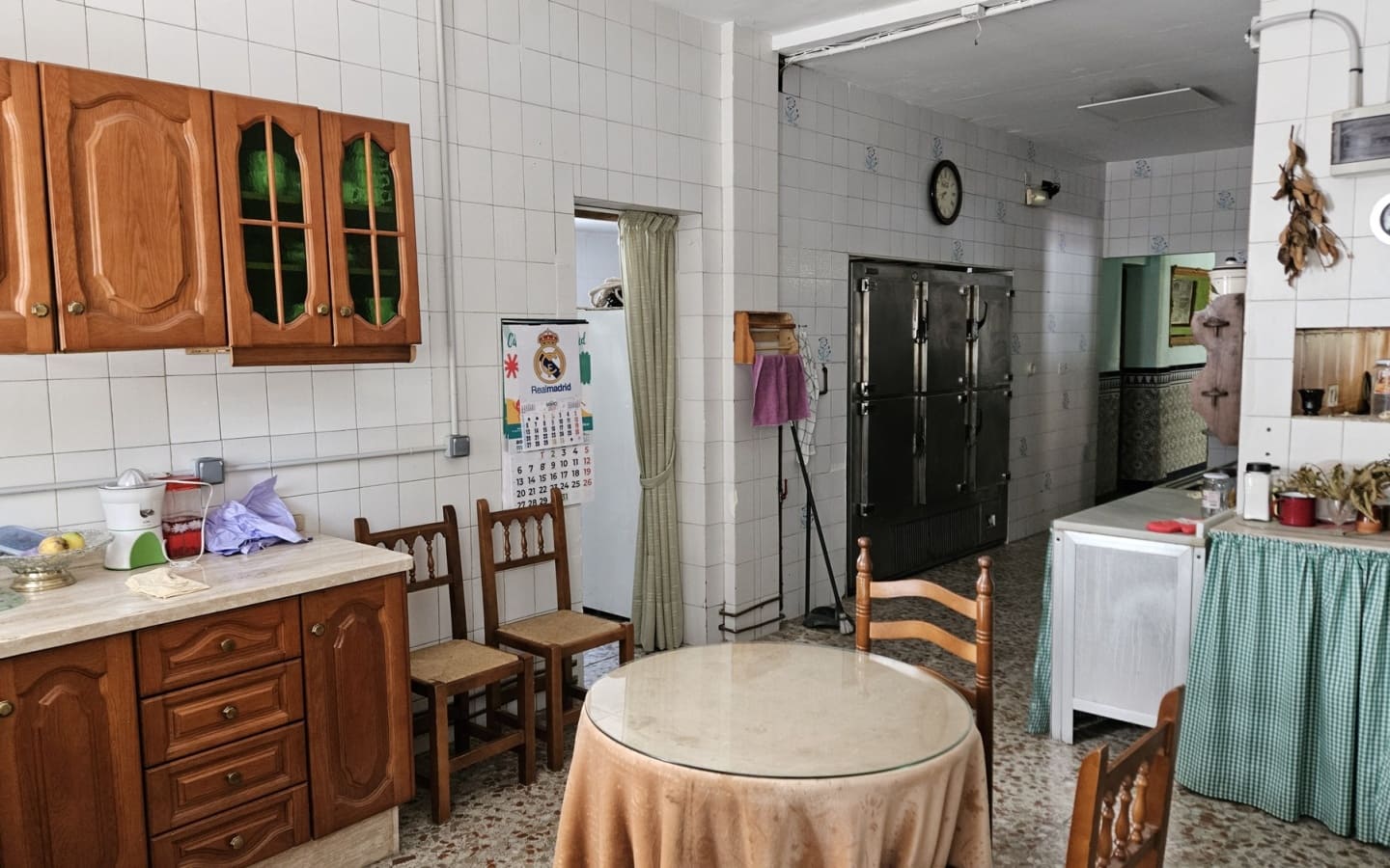 5 soveværelse Virksomhed til salg i Velez de Benaudalla med swimmingpool garage - € 600.000 (Ref: 4914817)