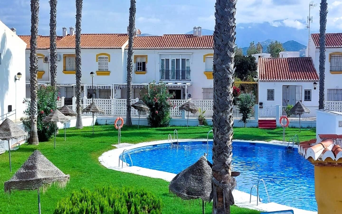 4 soveværelse Villa til salg i Salobrena med garage - € 370.000 (Ref: 4914829)