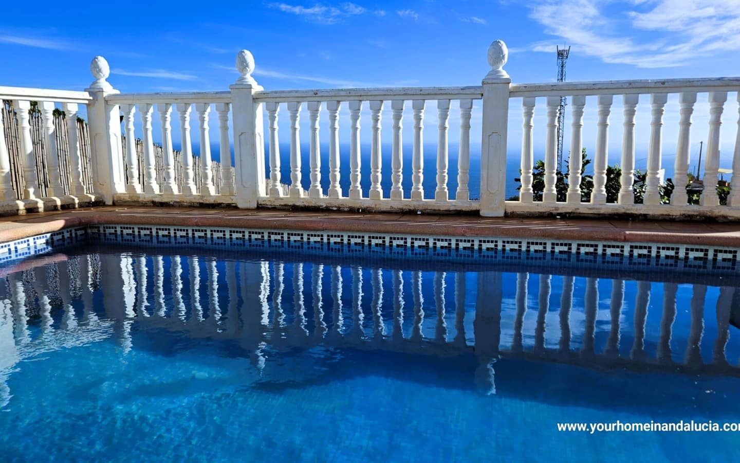 2 soveværelse Villa til salg i Salobrena med swimmingpool garage - € 270.000 (Ref: 4914830)