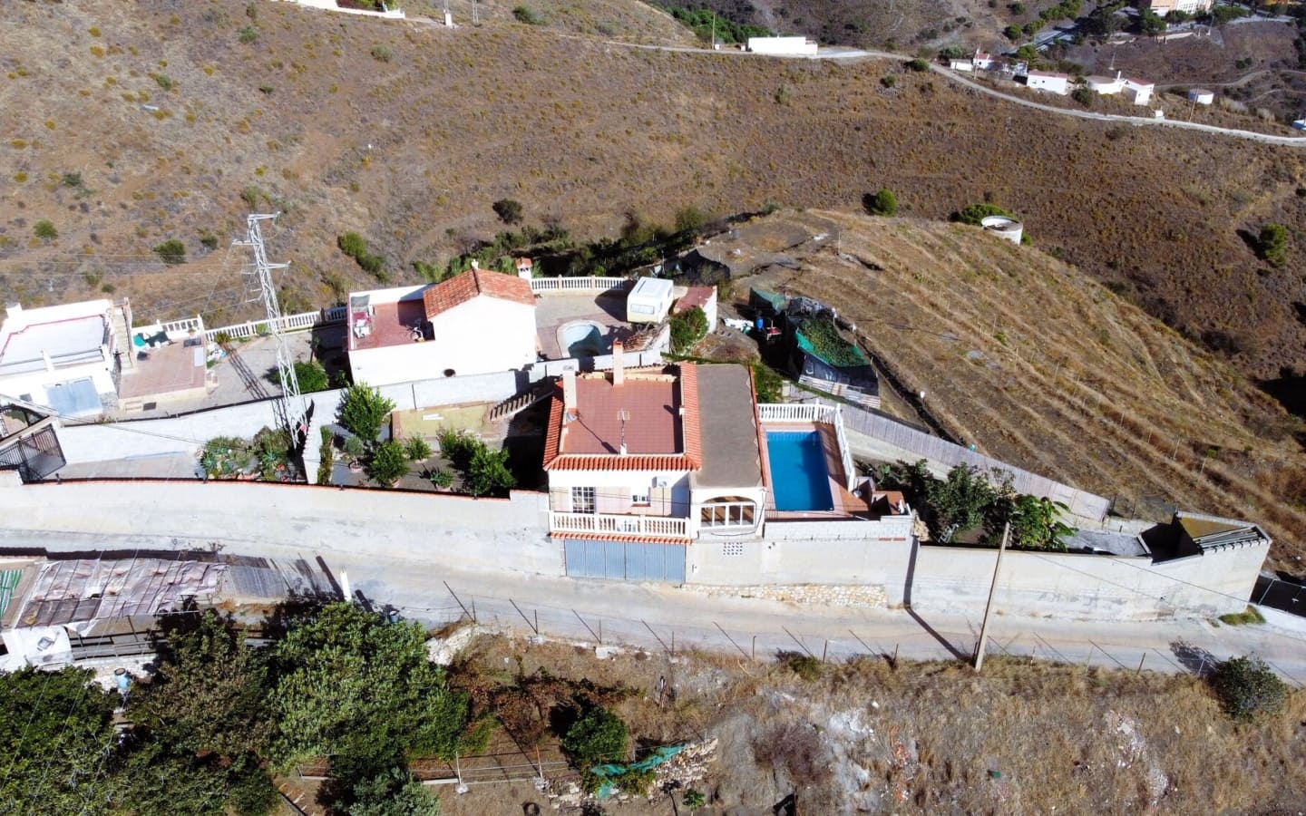 2 soveværelse Villa til salg i Salobrena med swimmingpool garage - € 270.000 (Ref: 4914830)