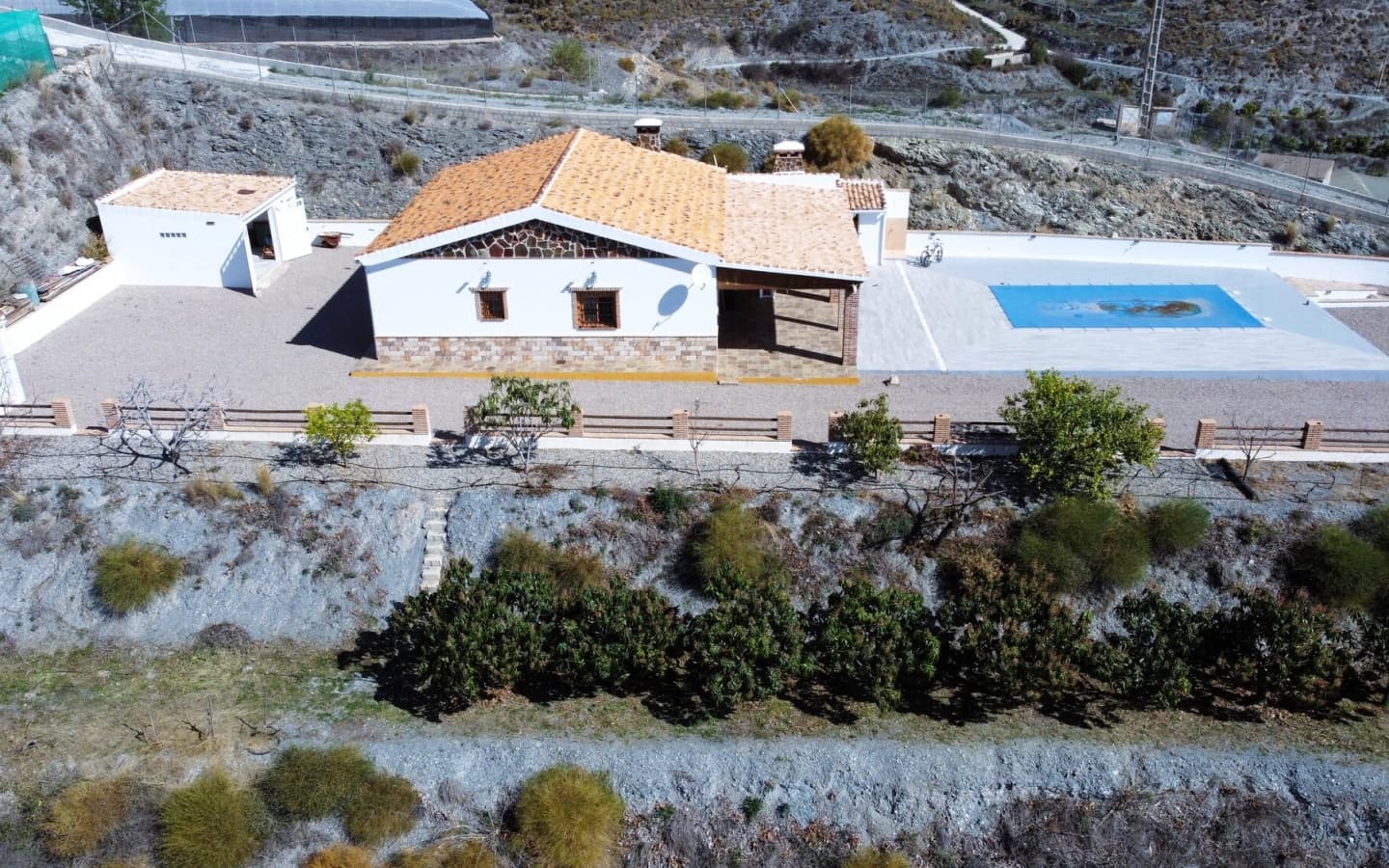 Grunde uden byggetilladelser til salg i Molvizar - € 350.000 (Ref: 4949829)