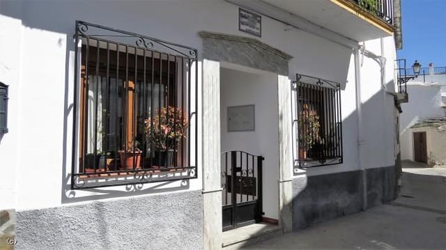 8 soveværelse Lejlighed til salg i Almegíjar - € 110.000 (Ref: 4949835)