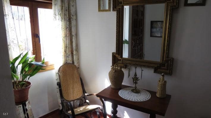 8 soveværelse Lejlighed til salg i Almegijar - € 110.000 (Ref: 4949835)