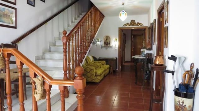 8 soveværelse Lejlighed til salg i Almegíjar - € 110.000 (Ref: 4949835)