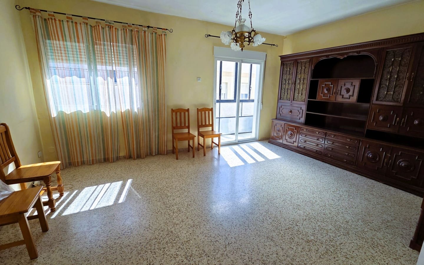 7 soverom Leilighet til salgs i Orgiva med garasje - € 250 000 (Ref: 5128148)