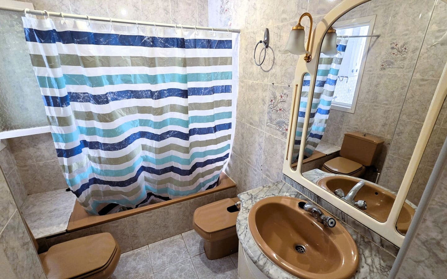 7 soverom Leilighet til salgs i Orgiva med garasje - € 250 000 (Ref: 5128148)