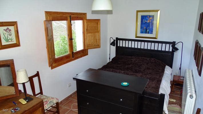 3 soveværelse Finca/Landehus til salg i Los Guajares med swimmingpool garage - € 330.000 (Ref: 5167460)