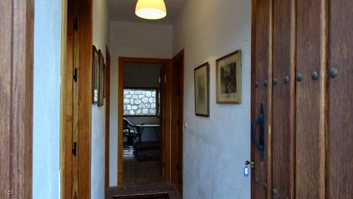 3 soveværelse Finca/Landehus til salg i Los Guajares med swimmingpool garage - € 330.000 (Ref: 5167460)