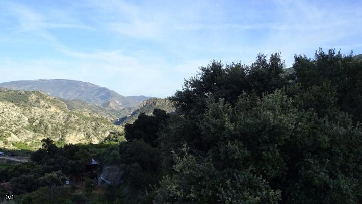 3 soveværelse Finca/Landehus til salg i Los Guajares med swimmingpool garage - € 330.000 (Ref: 5167460)