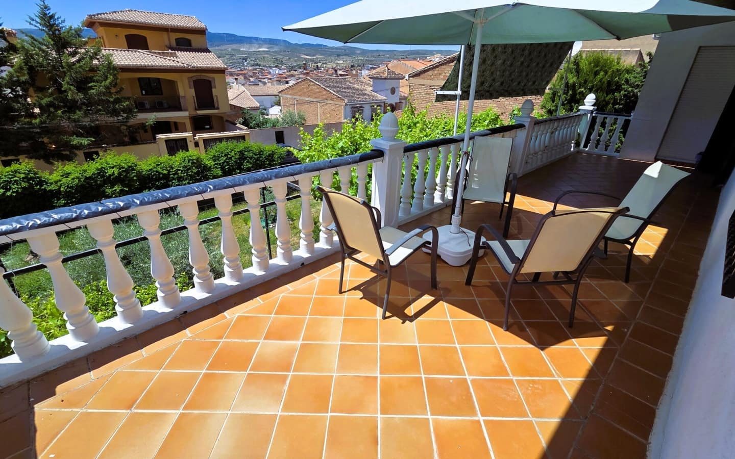 4 soveværelse Villa til salg i Padul med garage - € 300.000 (Ref: 5176010)