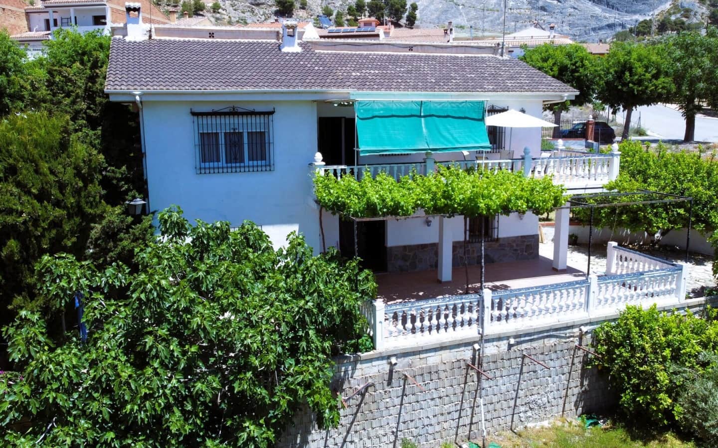 4 soveværelse Villa til salg i Padul med garage - € 300.000 (Ref: 5176010)