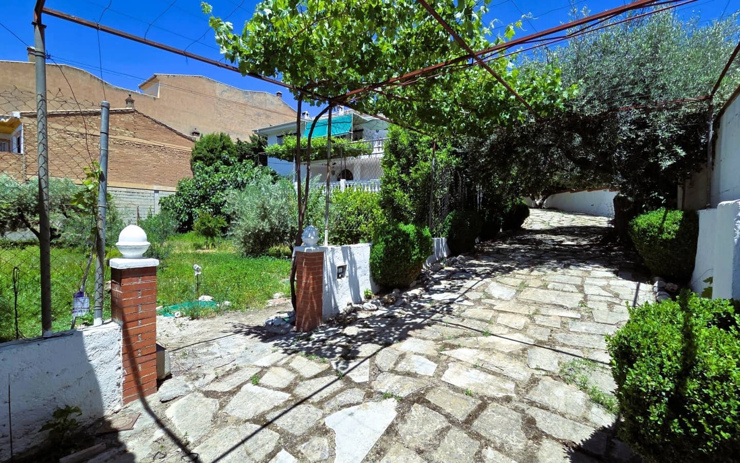 4 soveværelse Villa til salg i Padul med garage - € 300.000 (Ref: 5176010)