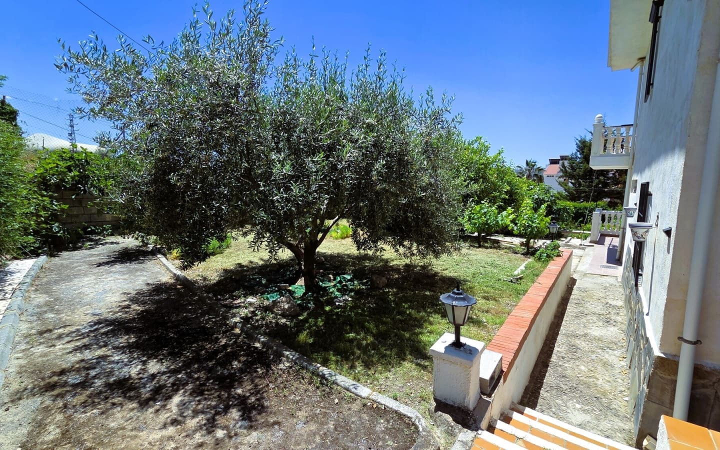 4 soveværelse Villa til salg i Padul med garage - € 300.000 (Ref: 5176010)