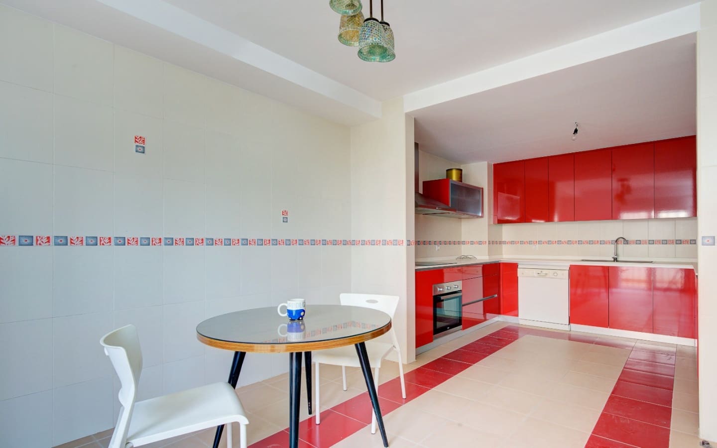 3 bedroom Villa for sale in Peligros with garage - € 310,000 (Ref: 5176014)