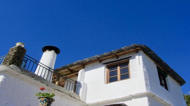 9 soveværelse Finca/Landehus til salg i La Taha - € 450.000 (Ref: 5241479)