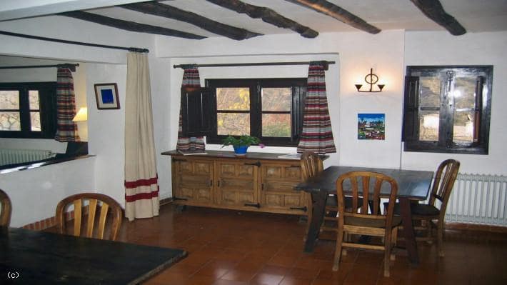 9 soveværelse Finca/Landehus til salg i La Taha - € 450.000 (Ref: 5241479)