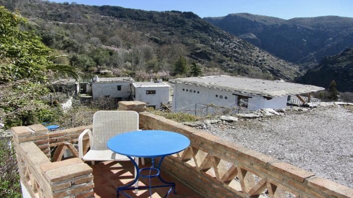 9 soveværelse Finca/Landehus til salg i La Taha - € 450.000 (Ref: 5241479)