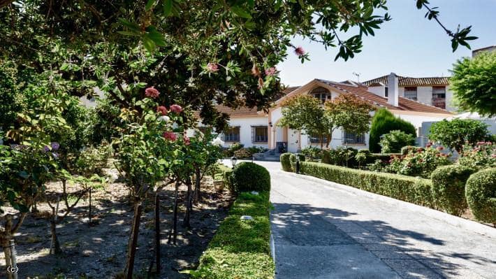 9 soverom Villa til salgs i Orgiva med svømmebasseng - € 490 000 (Ref: 5420269)