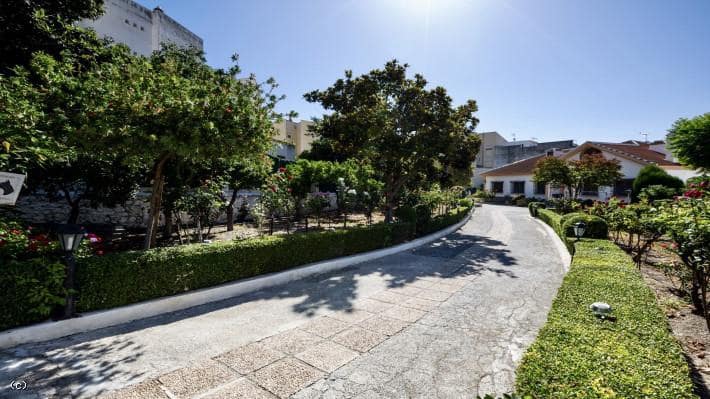 9 soverom Villa til salgs i Orgiva med svømmebasseng - € 490 000 (Ref: 5420269)