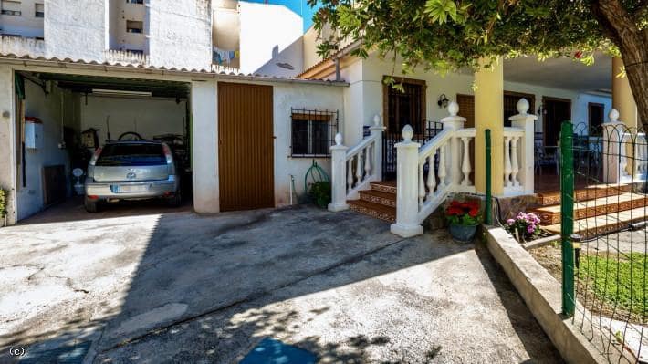 9 soverom Villa til salgs i Orgiva med svømmebasseng - € 490 000 (Ref: 5420269)