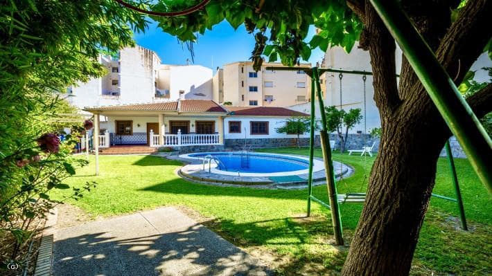 9 soverom Villa til salgs i Orgiva med svømmebasseng - € 490 000 (Ref: 5420269)