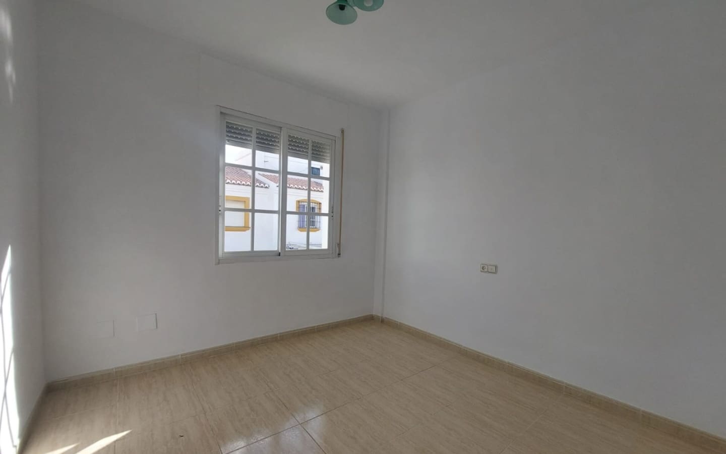 4 soveværelse Villa til salg i Salobrena med garage - € 350.000 (Ref: 5431910)