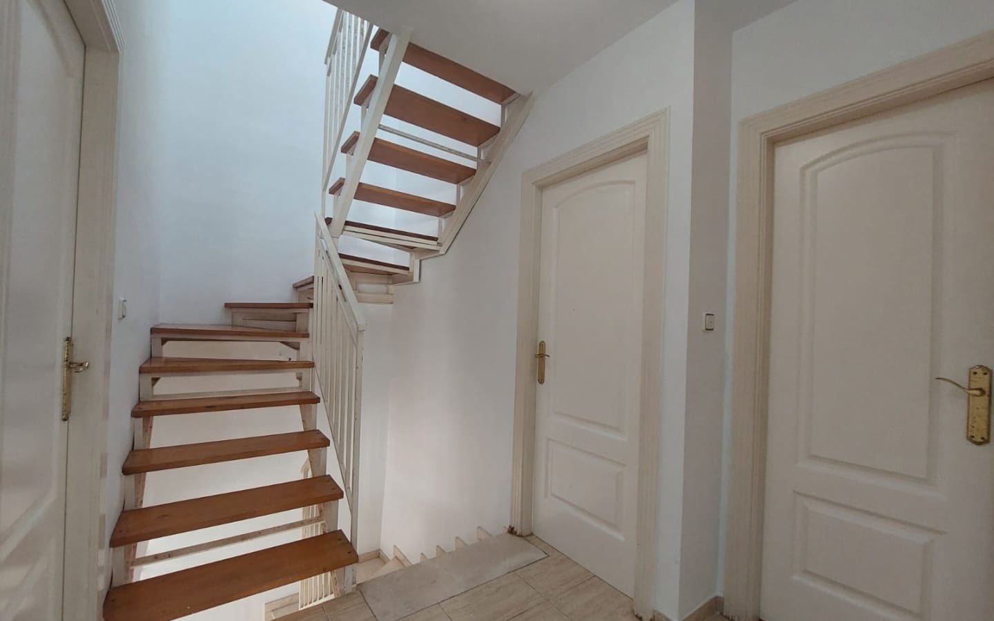 4 soveværelse Villa til salg i Salobrena med garage - € 350.000 (Ref: 5431910)