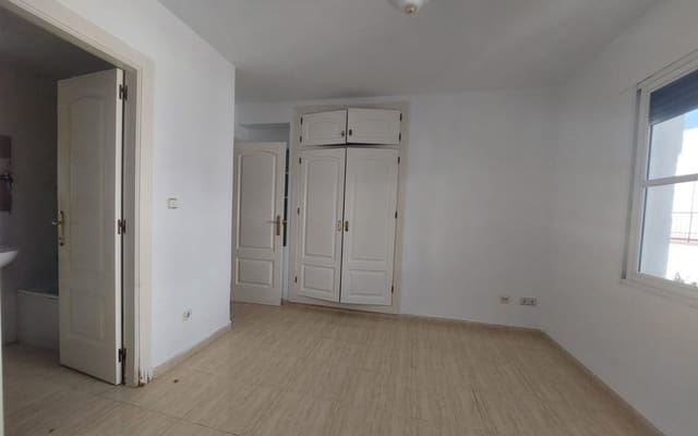 4 soverom Villa til salgs i Salobreña med garasje - € 350 000 (Ref: 5431910)