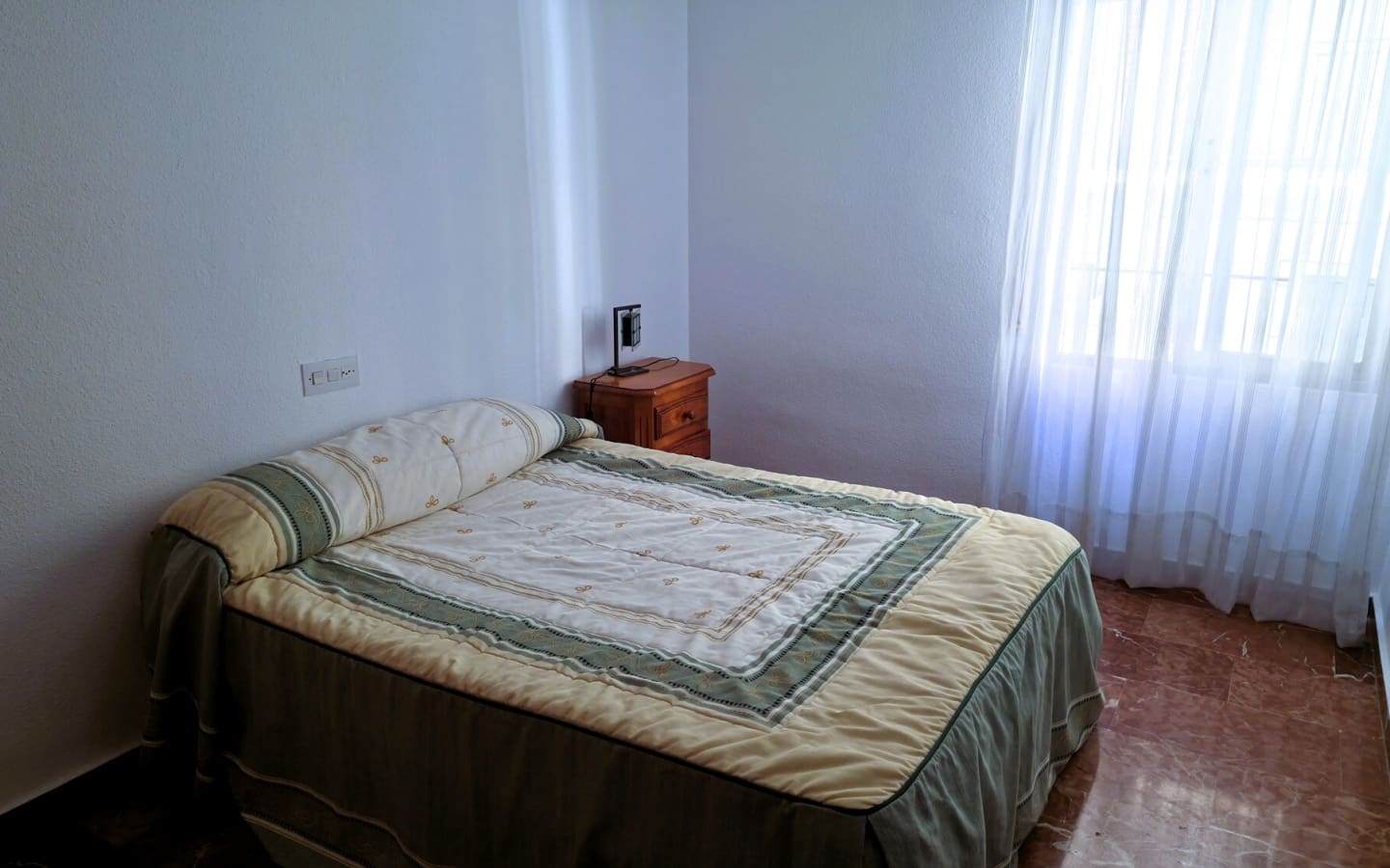 4 soveværelse Lejlighed til salg i Orgiva - € 130.000 (Ref: 5467267)