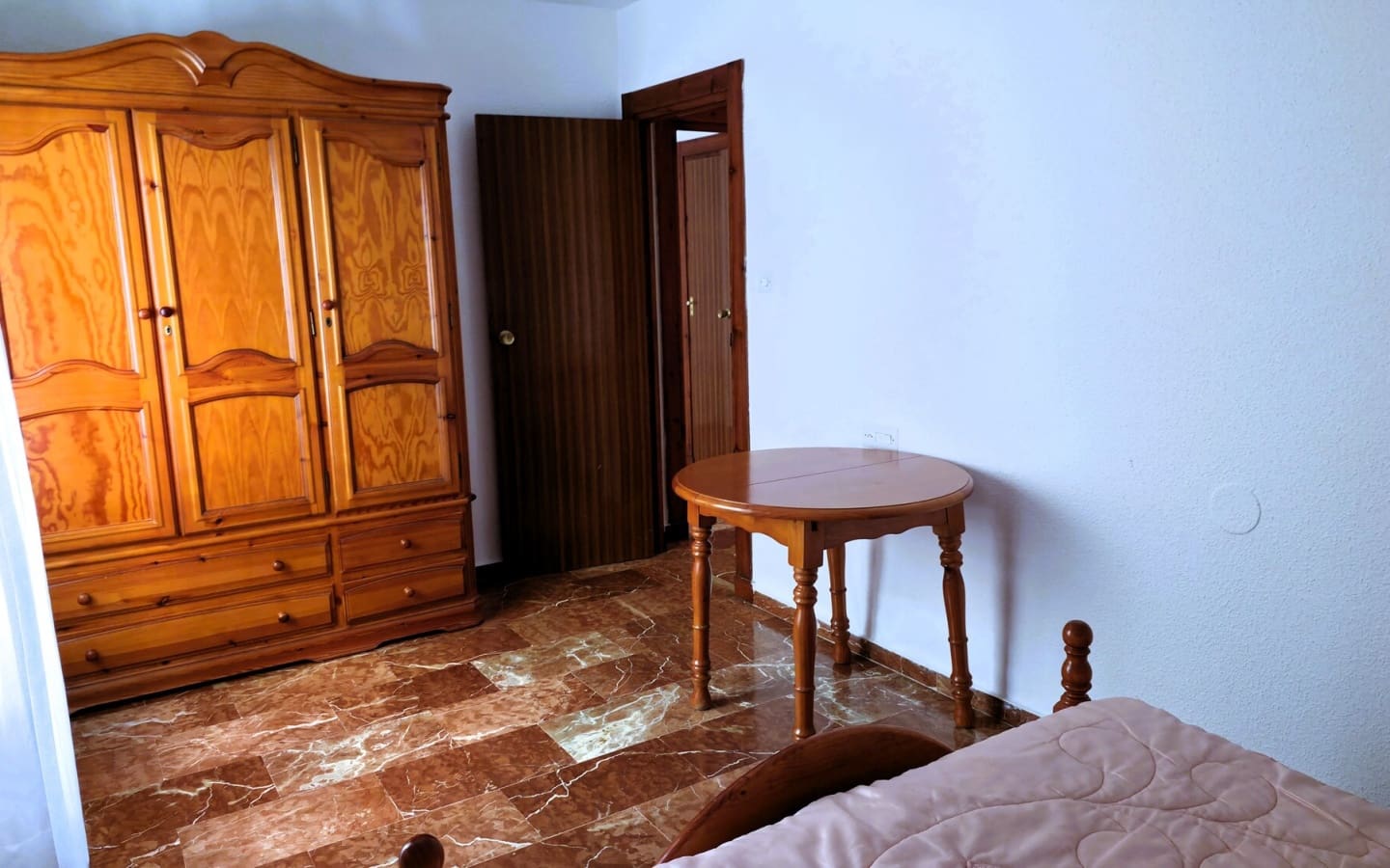 4 soveværelse Lejlighed til salg i Orgiva - € 130.000 (Ref: 5467267)