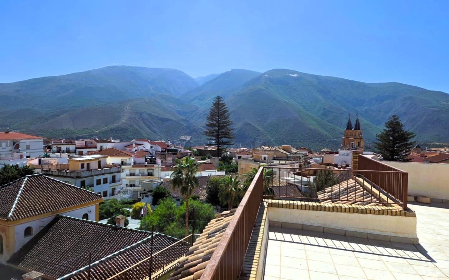 4 soveværelse Lejlighed til salg i Orgiva - € 130.000 (Ref: 5467267)