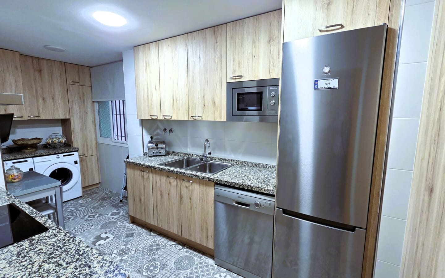 Piso de 2 habitaciones en Estepona en venta con garaje - 349.000 € (Ref: 5513068)