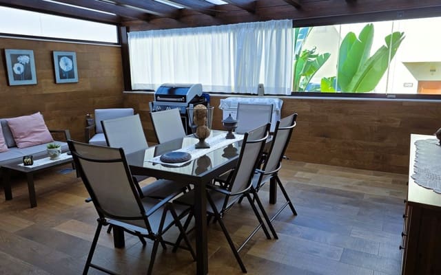 Piso de 2 habitaciones en Estepona en venta con garaje - 349.000 € (Ref: 5513068)