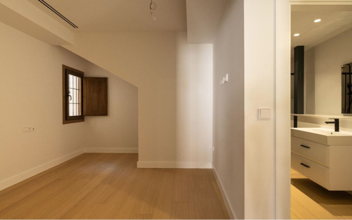 1 sypialnia Apartament na sprzedaż w Miasto Grenada - 266 000 € (Ref: 5580585)