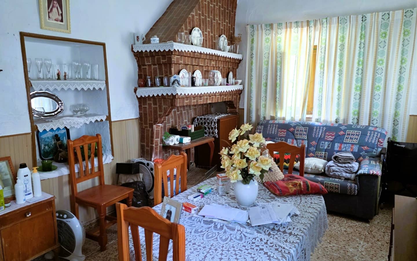 4 bedroom Townhouse for sale in Orgiva - € 70,000 (Ref: 5691330)