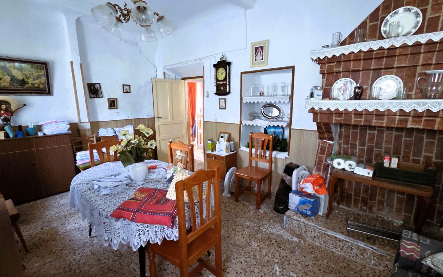 4 bedroom Townhouse for sale in Orgiva - € 70,000 (Ref: 5691330)