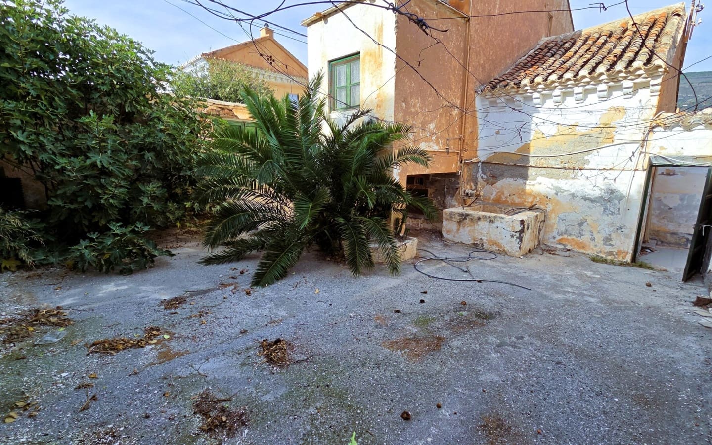 4 bedroom Townhouse for sale in Orgiva - € 70,000 (Ref: 5691330)