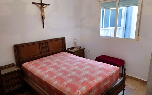 Piso de 3 habitaciones en Salobreña en venta - 180.000 € (Ref: 5776335)