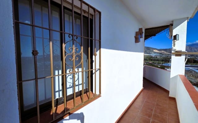 Finca/Casa Rural de 2 habitaciones en Salobreña en venta - 270.000 € (Ref: 5890163)