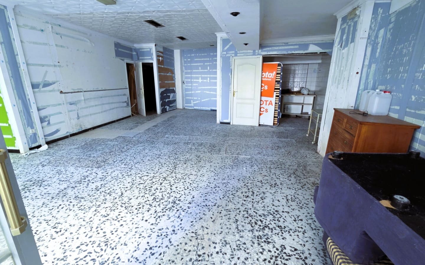 Apartment for sale in Salobrena - € 65,000 (Ref: 5955024)