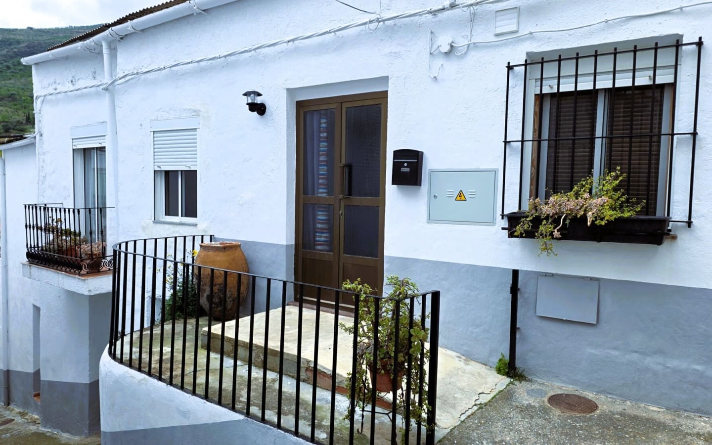 4 bedroom Finca/Country House for sale in Torvizcon - € 110,000 (Ref: 5996896)