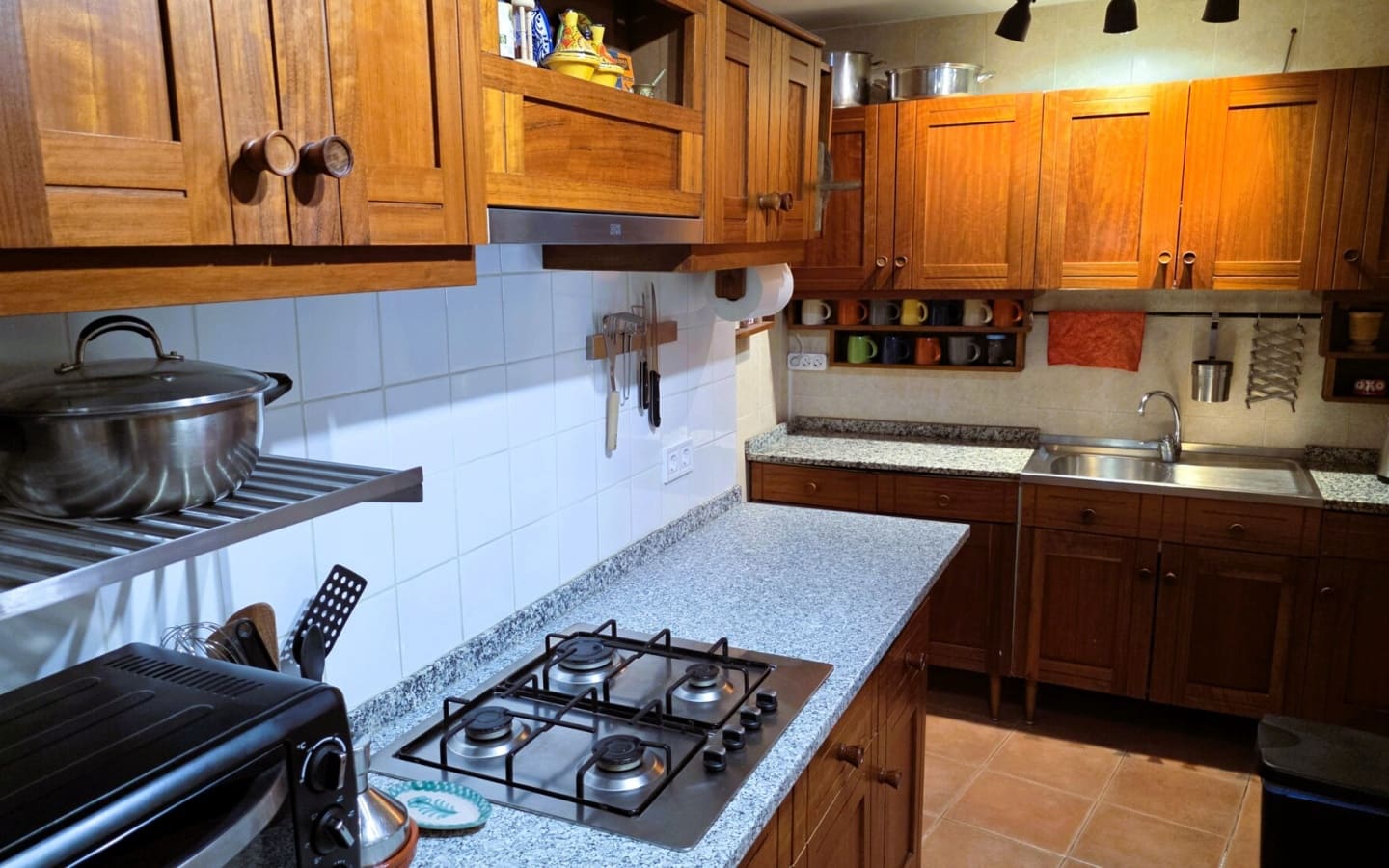 4 bedroom Finca/Country House for sale in Torvizcon - € 110,000 (Ref: 5996896)