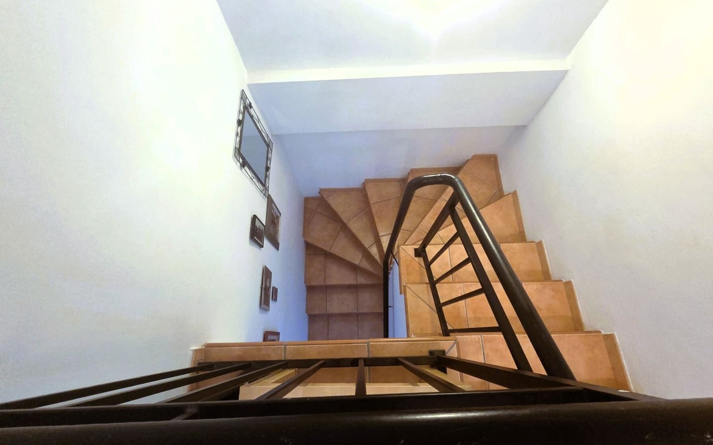 2 slaapkamer Appartement te koop in Velez de Benaudalla met zwembad - € 124.000 (Ref: 6010172)