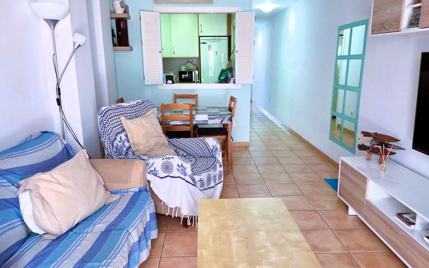 2 slaapkamer Appartement te koop in Velez de Benaudalla met zwembad - € 124.000 (Ref: 6010172)