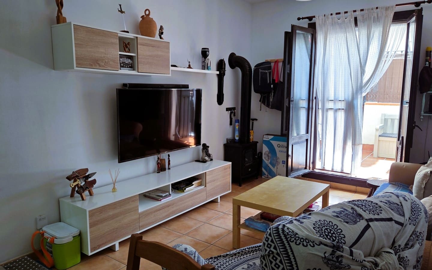 2 slaapkamer Appartement te koop in Velez de Benaudalla met zwembad - € 124.000 (Ref: 6010172)