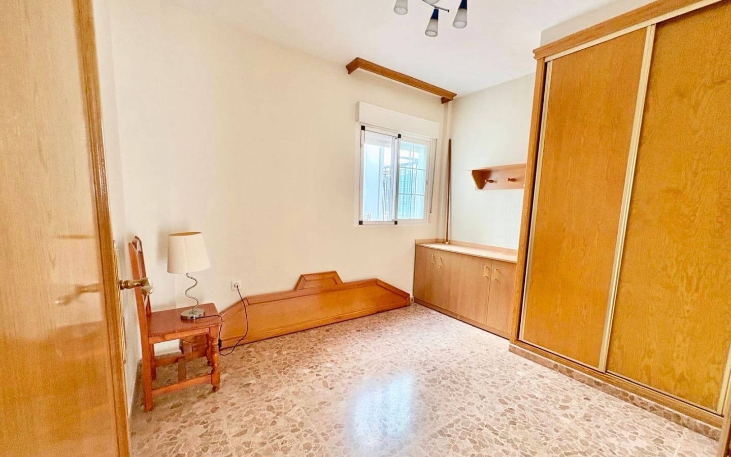 3 soveværelse Lejlighed til salg i Salobrena med garage - € 220.000 (Ref: 6010173)